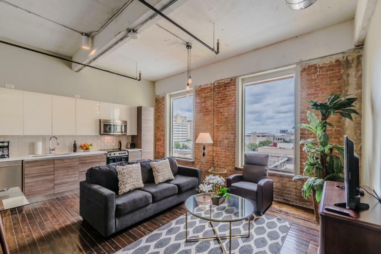 Regal Stays Corporate Apartments - Downtown Dallas Buitenkant foto