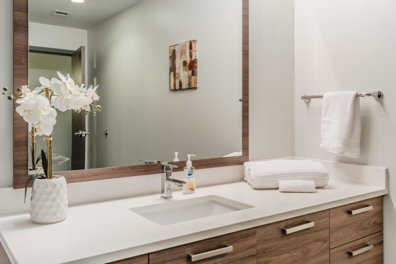 Regal Stays Corporate Apartments - Downtown Dallas Buitenkant foto