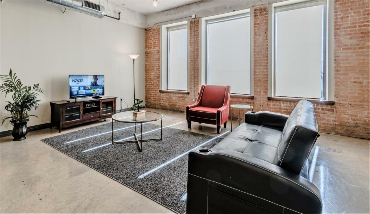 Regal Stays Corporate Apartments - Downtown Dallas Buitenkant foto