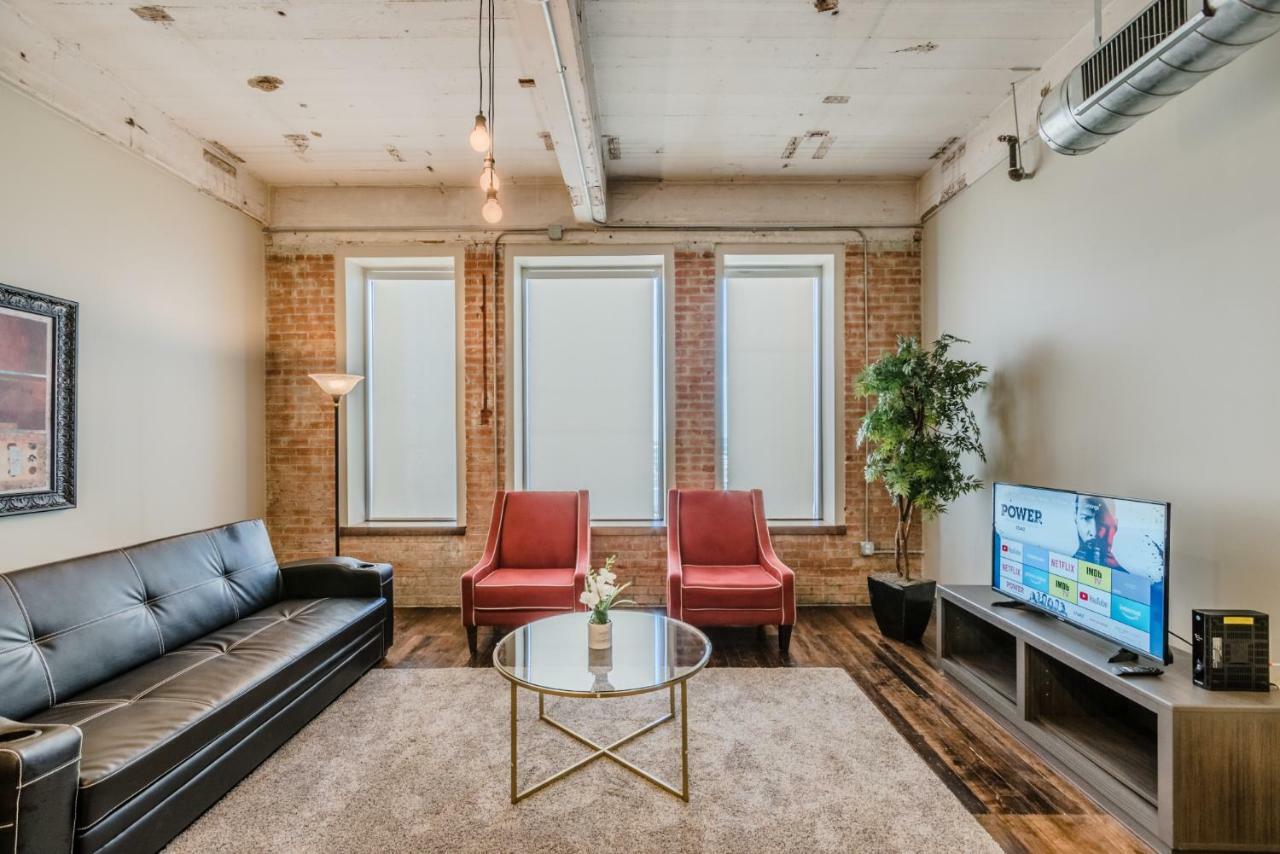 Regal Stays Corporate Apartments - Downtown Dallas Buitenkant foto