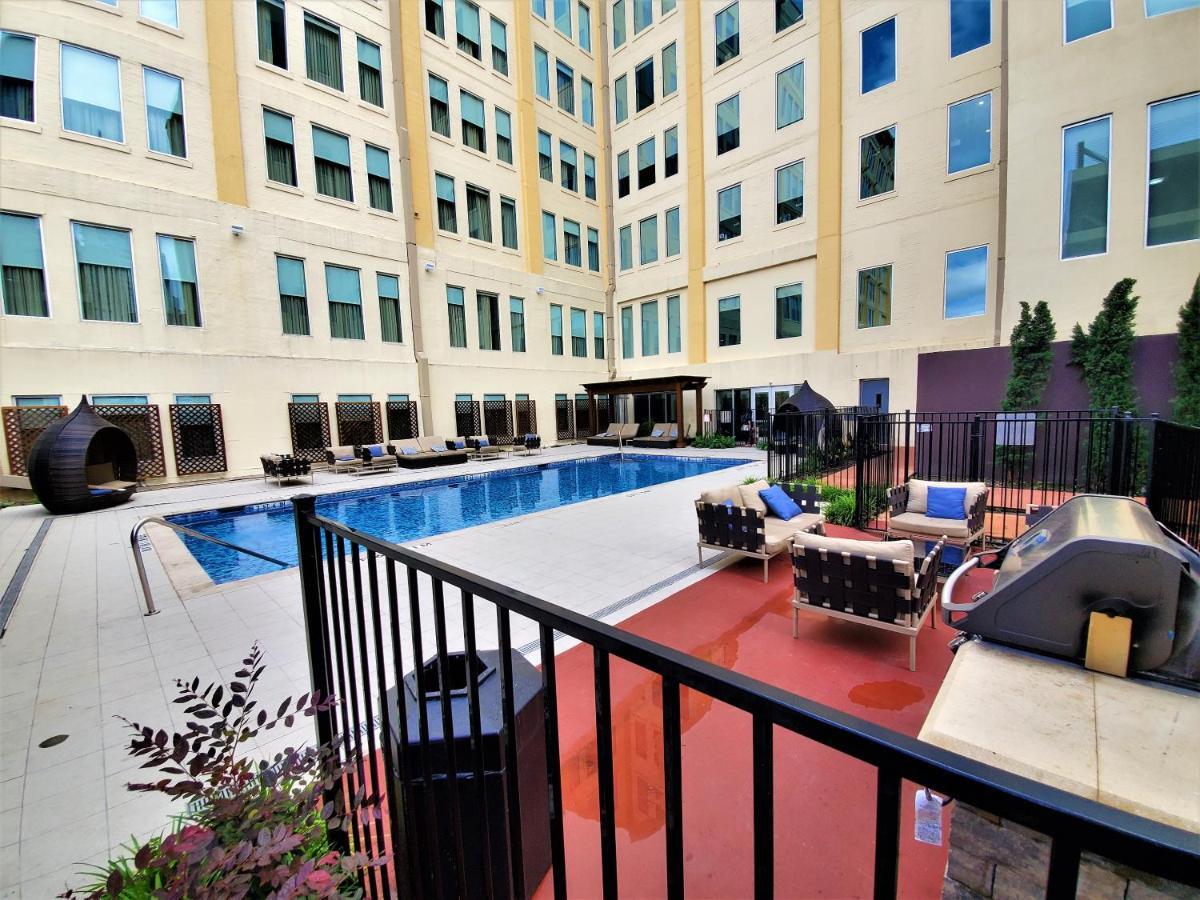 Regal Stays Corporate Apartments - Downtown Dallas Buitenkant foto
